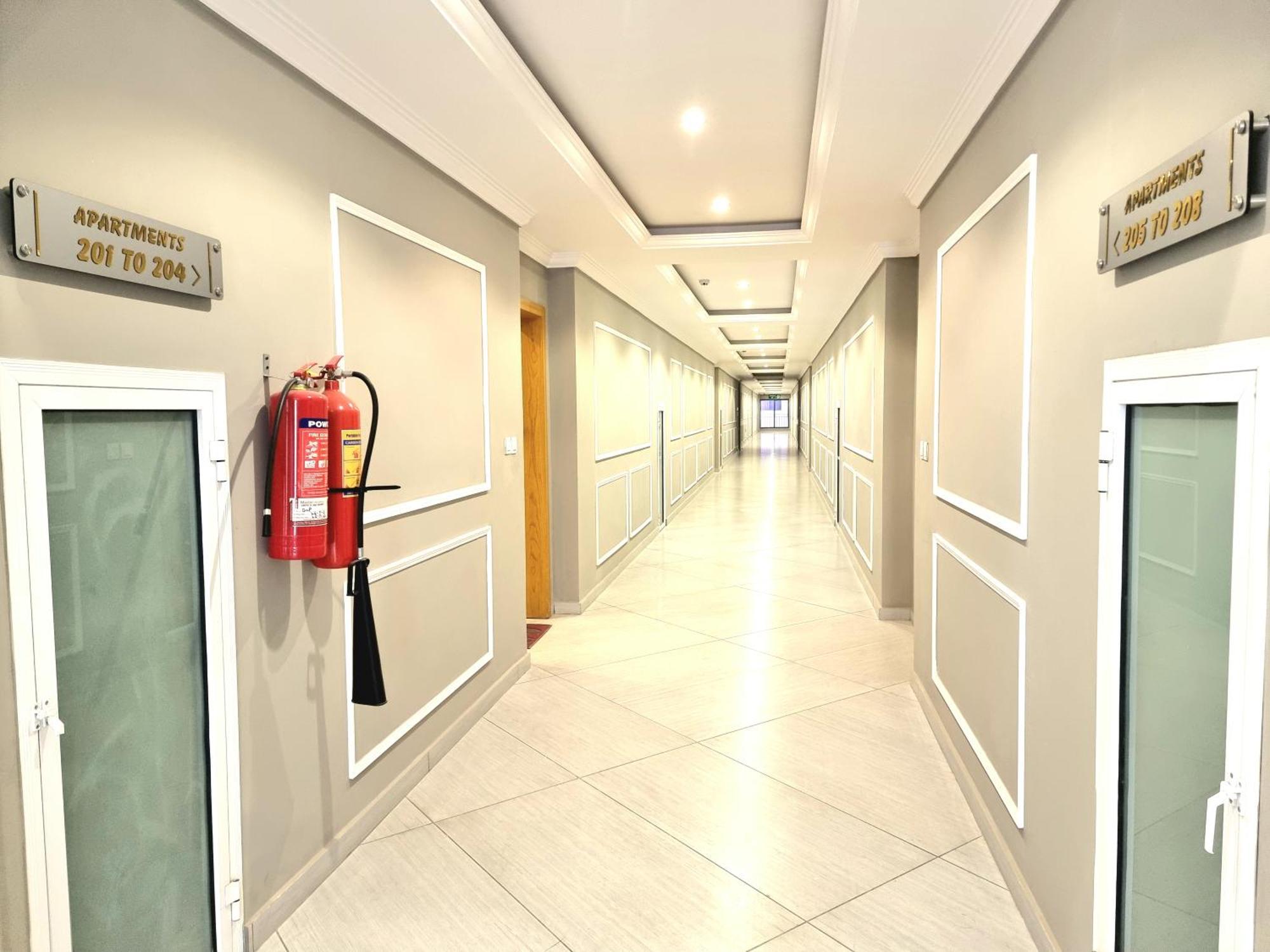 Executive Apartments In Bahria Heights Rawalpindi Bilik gambar