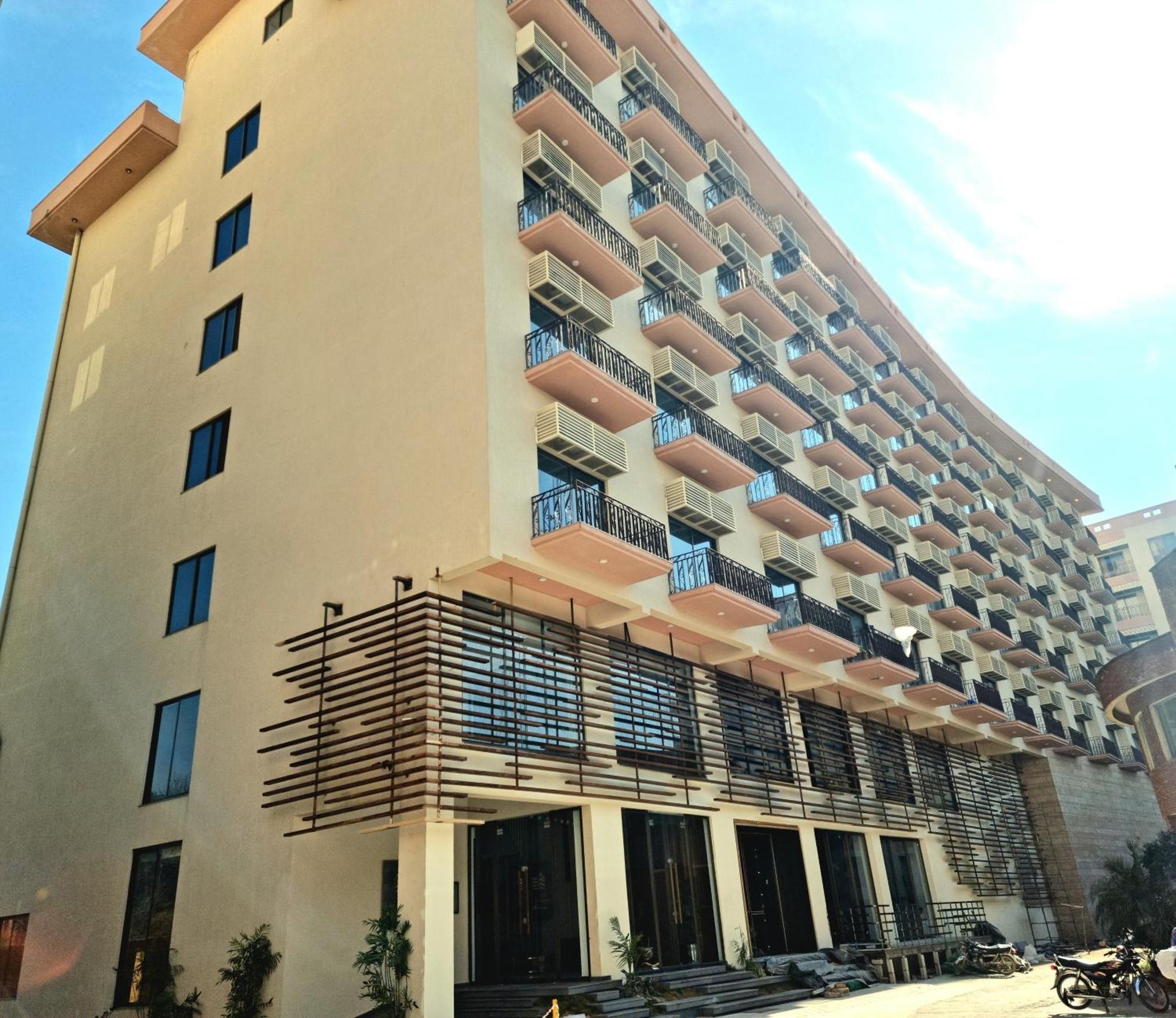 Executive Apartments In Bahria Heights Rawalpindi Bilik gambar
